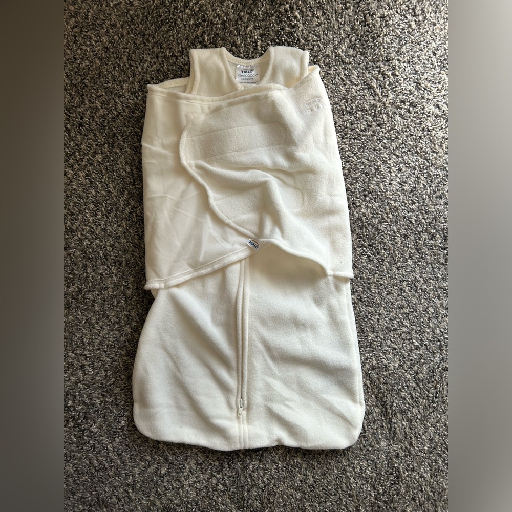 Fleece Halo Swaddle